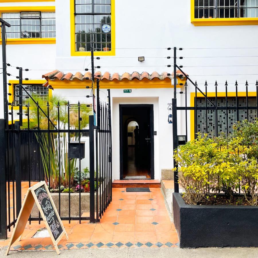 Hostal Macondo Bogotá Esterno foto